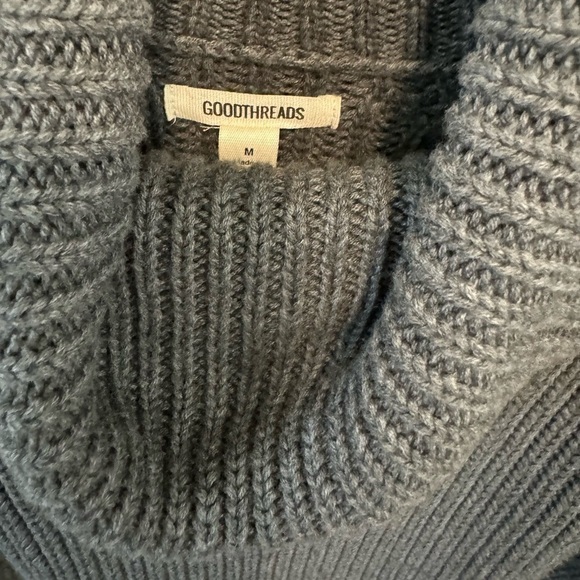 Goodthreads | 100% Cotton Charcoal Chunky Knit Turtleneck Sweater (M) - Picture 3 of 6